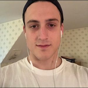 Meet your Posher, Daniel